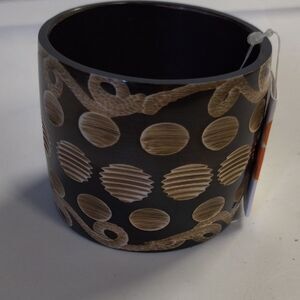 Black and Tan Patterned Bangle Bracelet